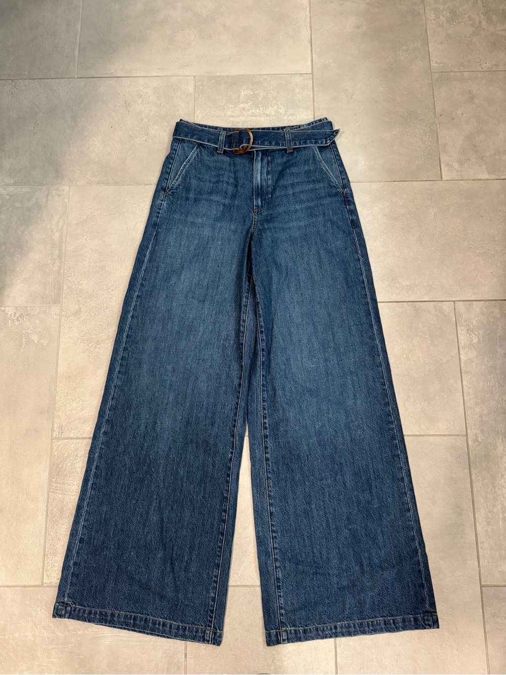 PAIGE Cameron High Waist Wide-Leg Belted Jeans - Picture 6 of 16